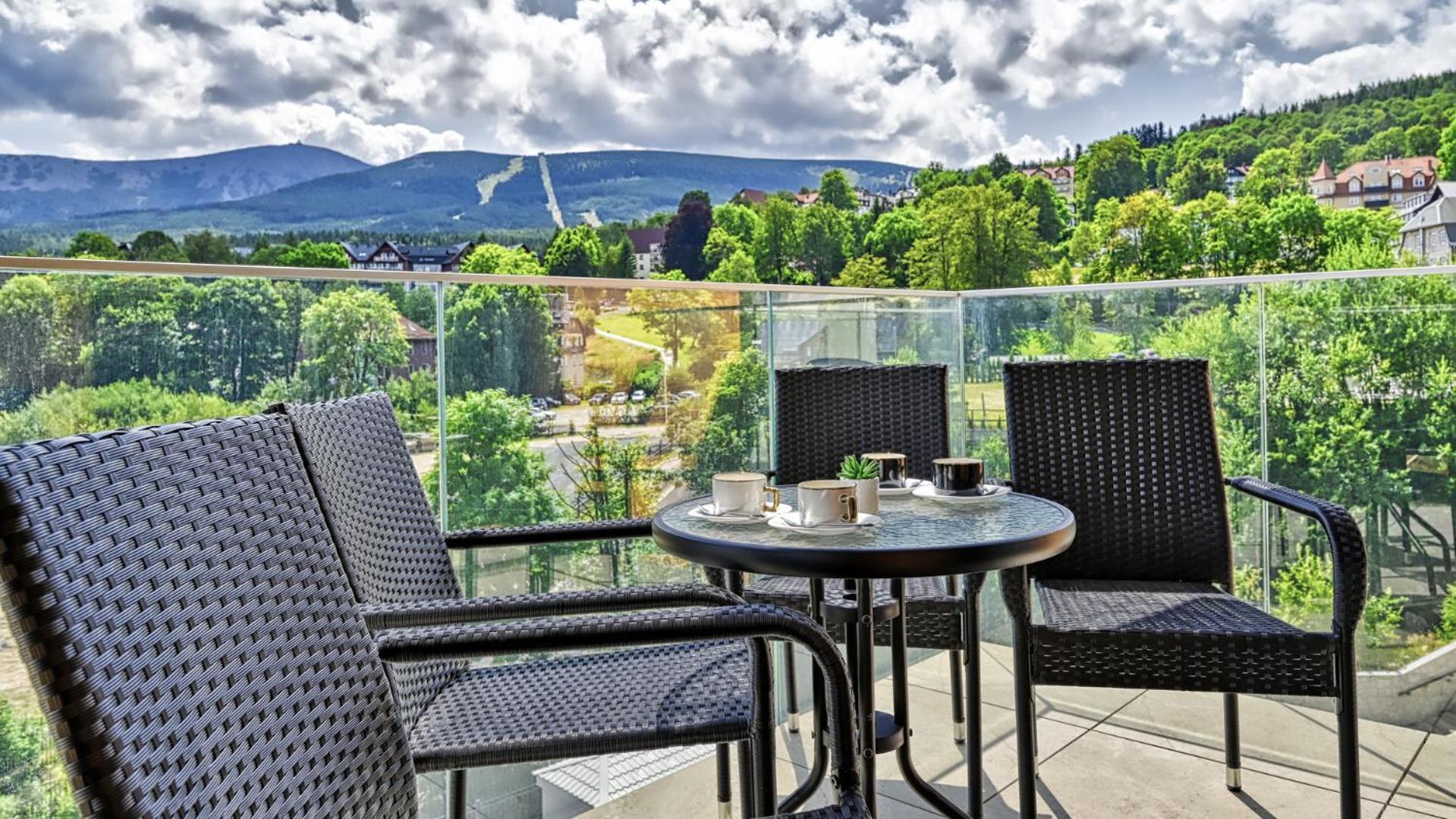 Apartamenty Widokowe Panorama Karkonoszy By Royal Aparts Карпач Экстерьер фото